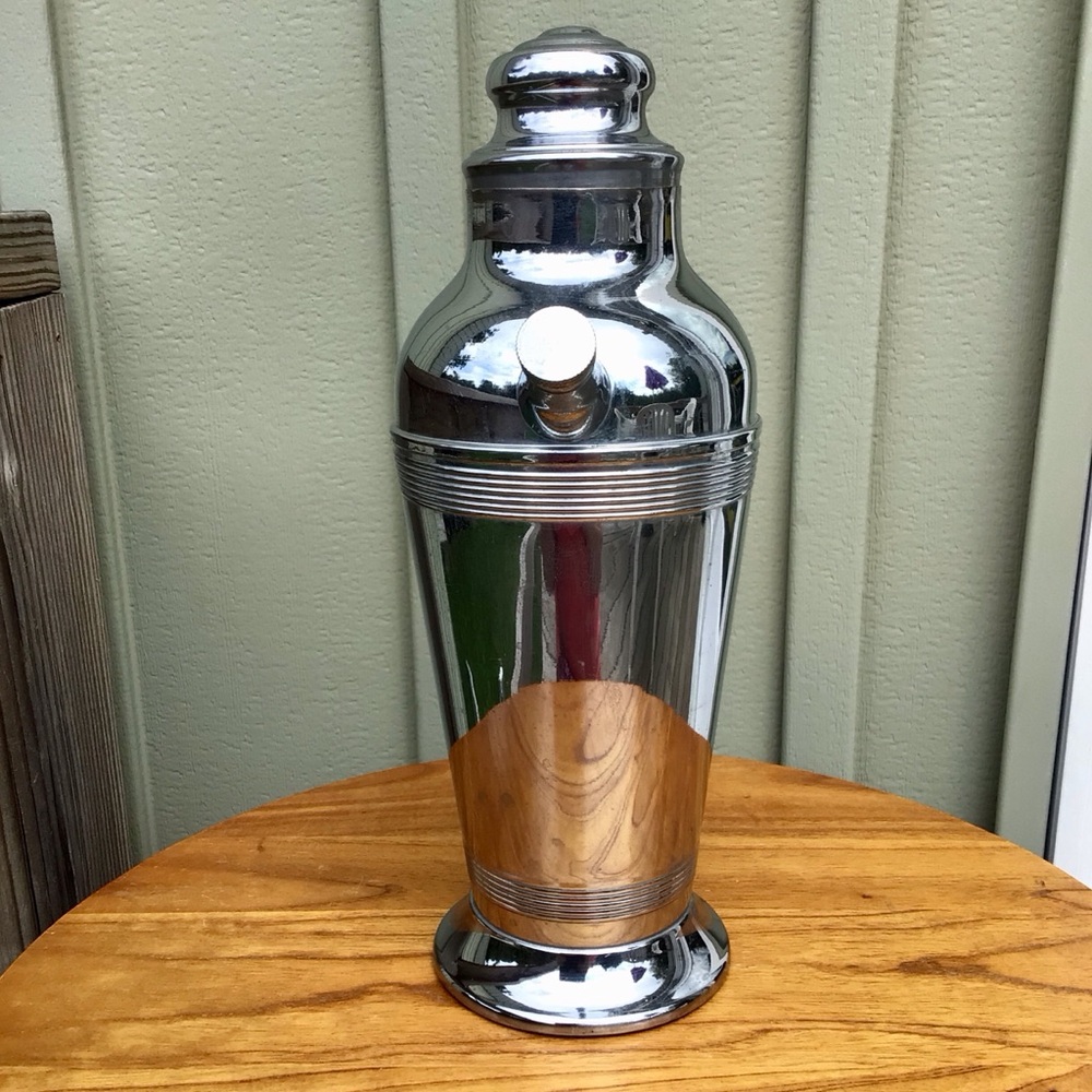 Vintage Stainless Chrome MCM Cocktail Shaker Pitcher with Goblets - Picture 5 of 13